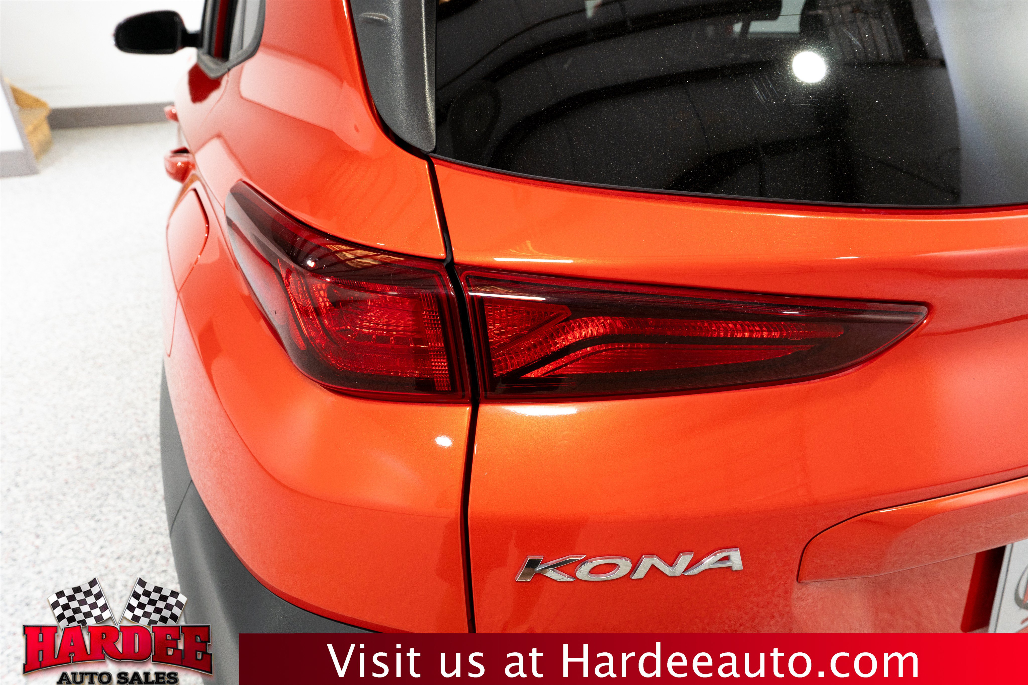 Used 2020 Hyundai Kona SEL w/ Cargo Package FWD image 9