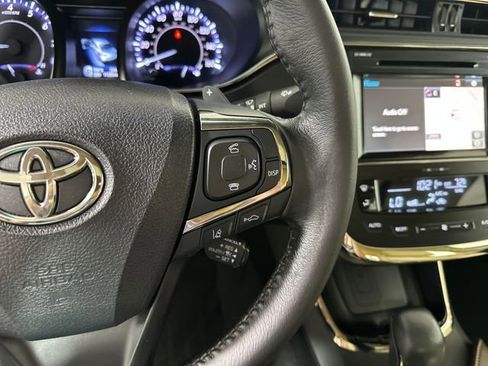 Used 2017 Toyota Avalon XLE Premium w/ All Weather Liner Package FWD image 16