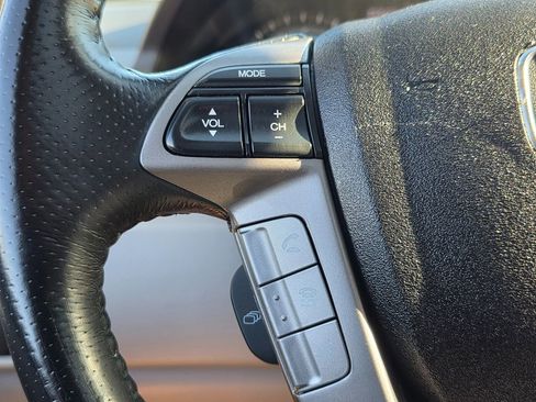 Used 2016 Honda Odyssey EX-L image 28