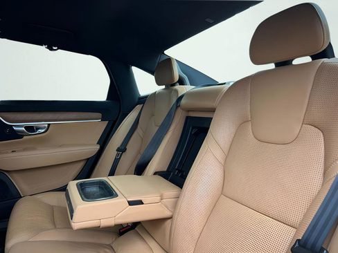 Used 2017 Volvo S90 T5 Inscription w/ Vision Package image 21
