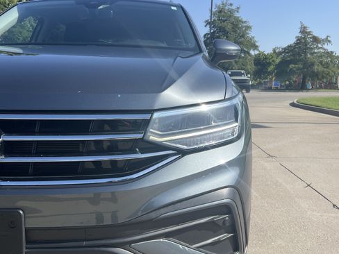 Certified 2023 Volkswagen Tiguan SE FWD image 5