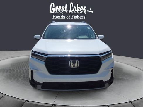 Used 2025 Honda Pilot EX-L image 8