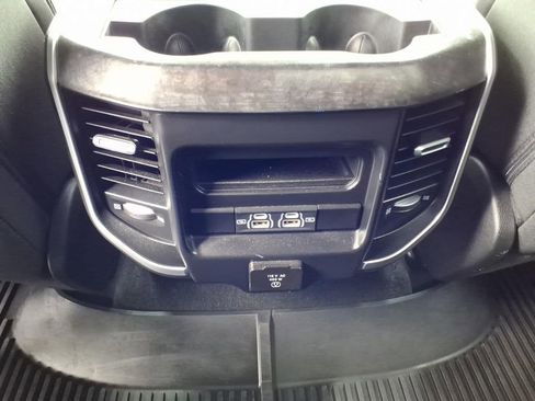 Used 2021 RAM 1500 Big Horn AWD/4WD image 12