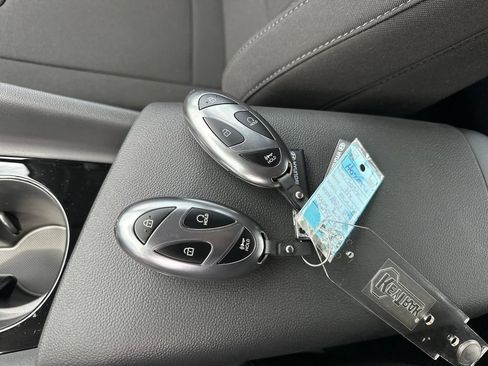 New 2026 Hyundai Elantra Blue image 25