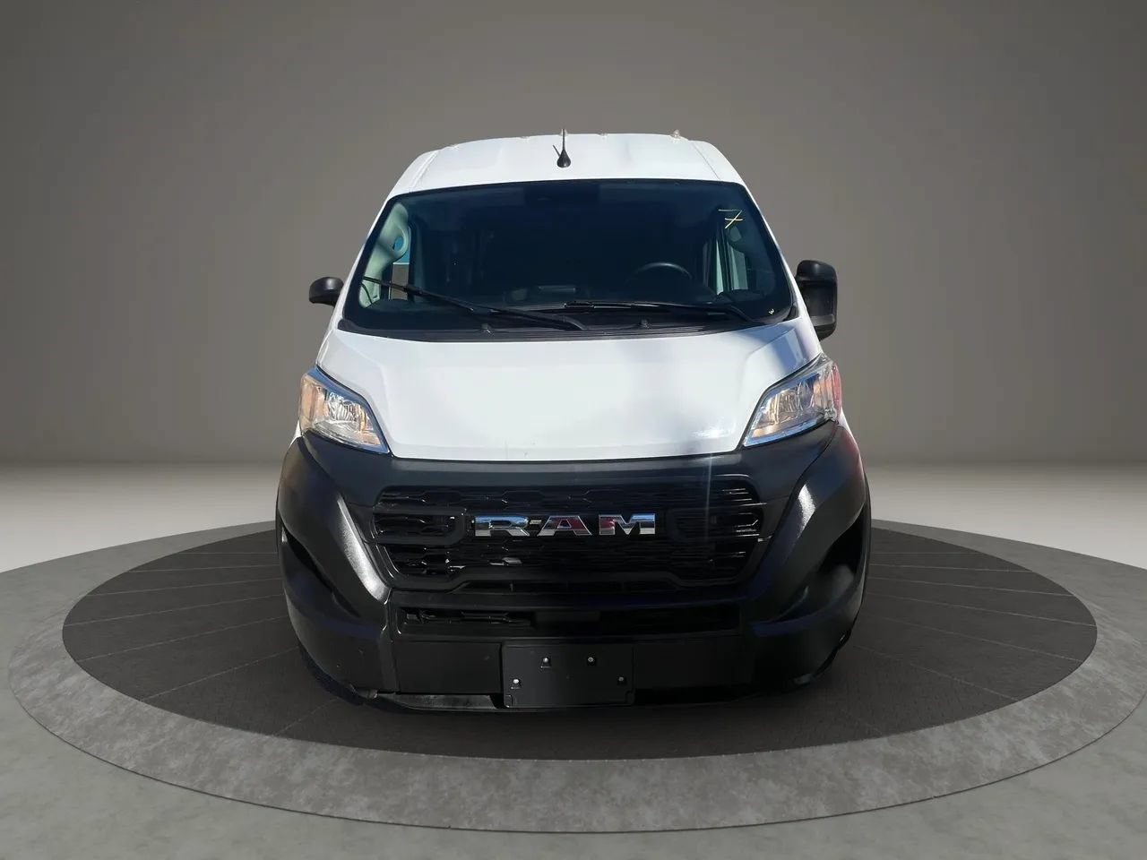 Used 2025 RAM ProMaster 3500 w/ Convenience Group FWD image 8