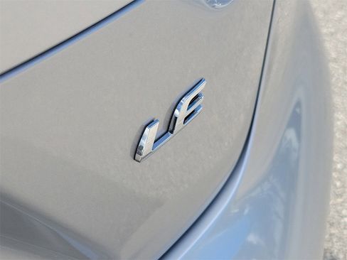 Used 2026 Toyota Corolla LE image 7