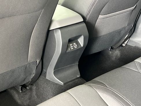 New 2026 Subaru Crosstrek 2.5i Premium AWD/4WD image 36
