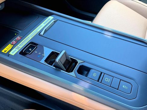 New 2026 Lexus ES 350e w/ Convenience Package FWD image 11