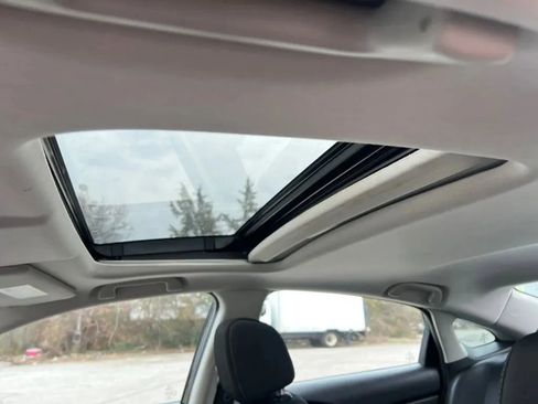 Used 2019 Honda Civic EX image 23