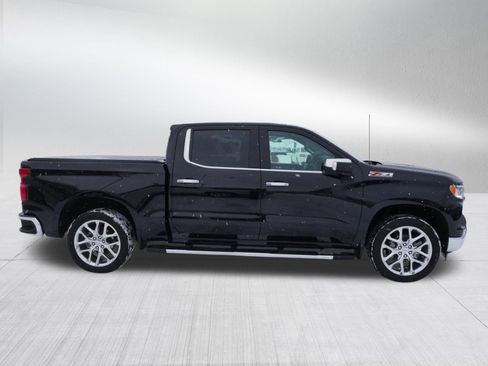 Used 2023 Chevrolet Silverado 1500 LTZ image 8
