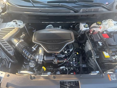 Used 2021 Cadillac XT6 Premium Luxury image 11