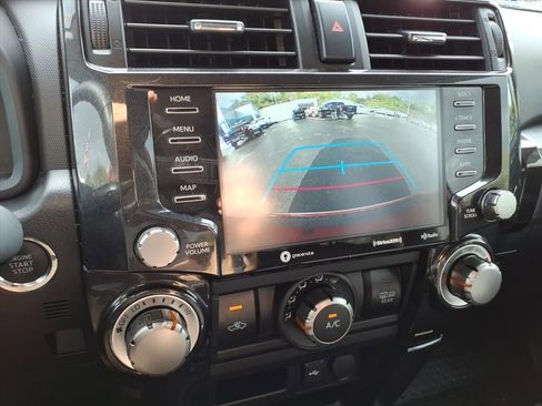 Used 2023 Toyota 4Runner TRD Off-Road image 17