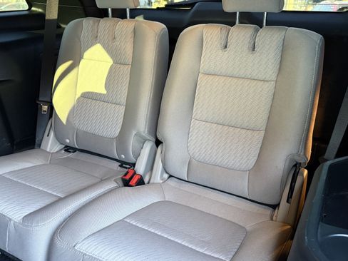 Used 2019 Ford Explorer FWD image 28