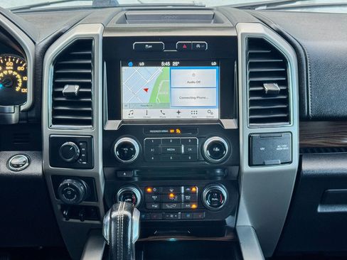 Used 2017 Ford F150 Lariat w/ Equipment Group 501A Mid image 23