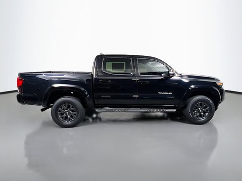 Used 2023 Toyota Tacoma SR5 w/ Technology Package RWD image 3