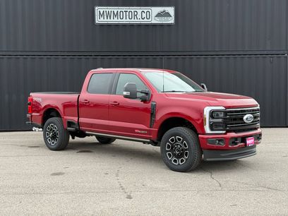 New 2026 Ford F350 Platinum w/ FX4 Off-Road Package