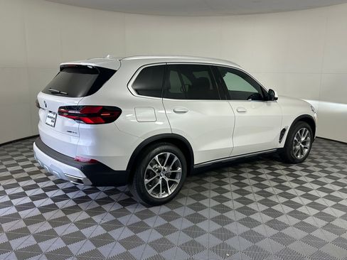 New 2026 BMW X5 xDrive40i image 7