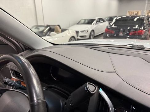 Used 2016 Cadillac Escalade Premium AWD/4WD image 42