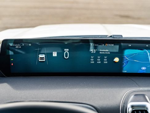 Certified 2025 Ford Expedition Platinum w/ Platinum Ultimate Package image 25