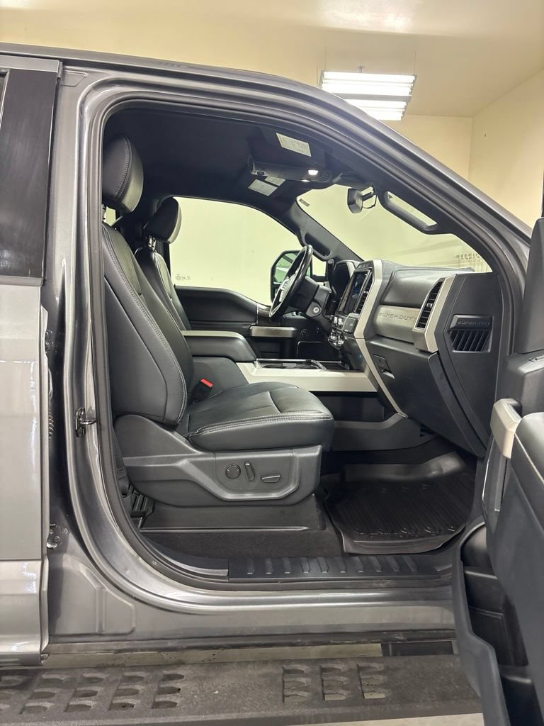 Used 2022 Ford F250 Lariat w/ Tremor Off-Road Package AWD/4WD image 21