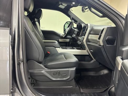 Used 2022 Ford F250 Lariat w/ Tremor Off-Road Package AWD/4WD image 21