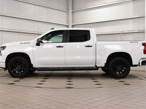Used 2024 Chevrolet Silverado 1500 RST w/ Redline Edition AWD/4WD image 4