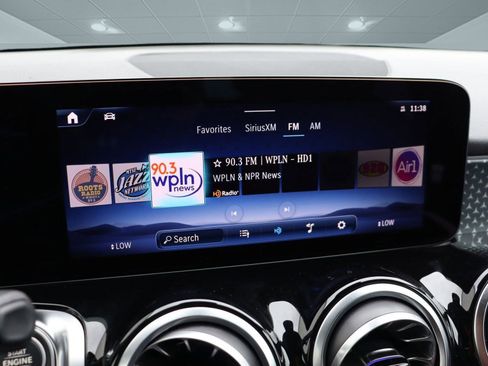 New 2025 Mercedes-Benz GLB 250 image 43