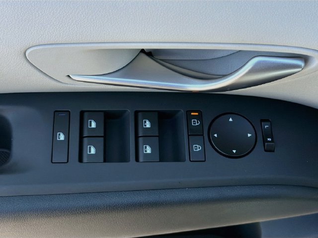 New 2026 Hyundai Tucson SEL Plus FWD image 17