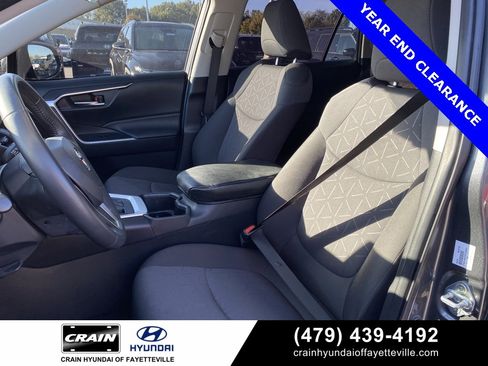 Used 2023 Toyota RAV4 XLE image 24