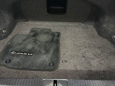 Used 2013 Lexus ES 350 image 29