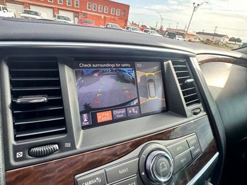 Used 2018 Nissan Armada SL w/ Premium Package image 17