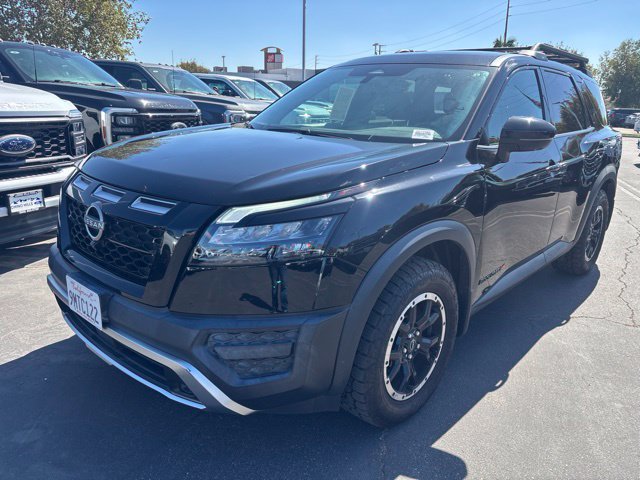 Used 2024 Nissan Pathfinder Rock Creek AWD/4WD image 2