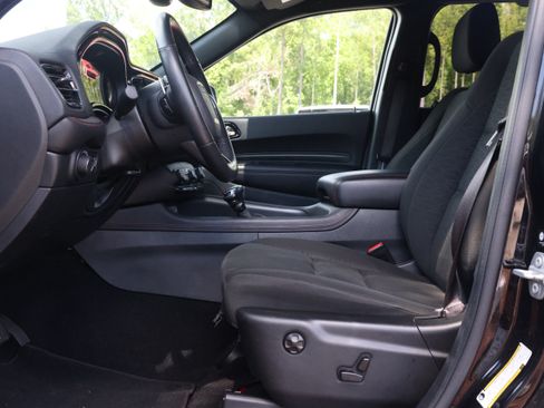 Used 2025 Dodge Durango GT RWD image 24