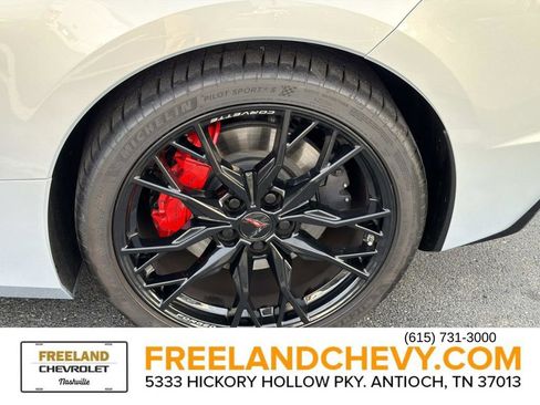 Used 2024 Chevrolet Corvette Stingray Preferred Cpe w/ Z51 Performance Package image 11