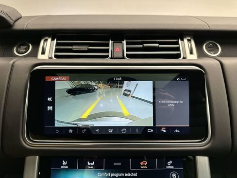 Used 2022 Land Rover Range Rover Westminster Edition image 16