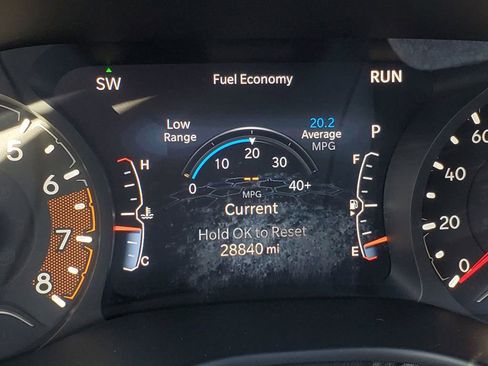 Used 2024 Jeep Compass Latitude image 17