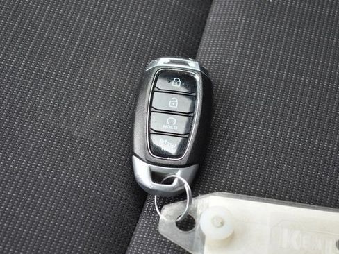 Used 2023 Hyundai Kona SEL w/ Cargo Package AWD/4WD image 24