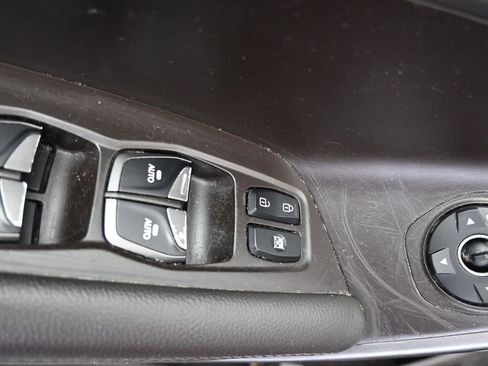 Used 2018 Hyundai Santa Fe Sport w/ 2.4L Value Package 02 image 23