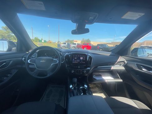 Used 2023 Chevrolet Traverse LT AWD/4WD image 26