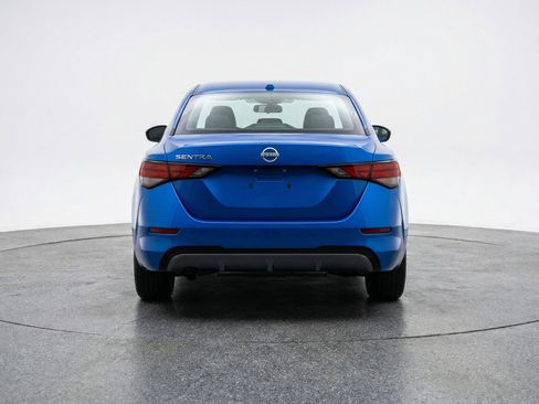 Used 2025 Nissan Sentra SV FWD image 7