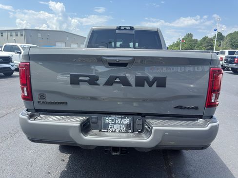 Used 2025 RAM 2500 Laramie w/ Night Edition AWD/4WD image 4