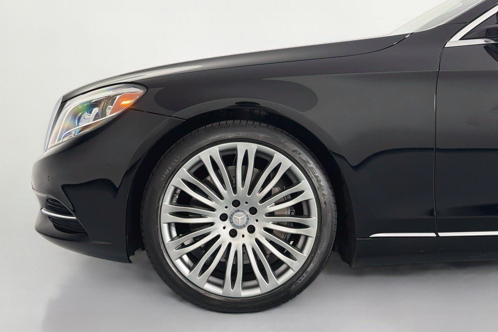 Used 2016 Mercedes-Benz S 550 Sedan image 9