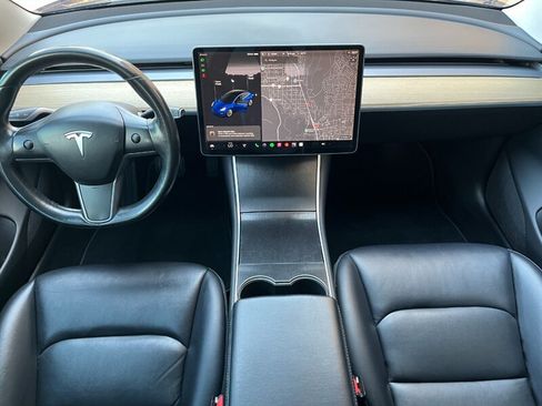 Used 2018 Tesla Model 3 Long Range RWD image 5