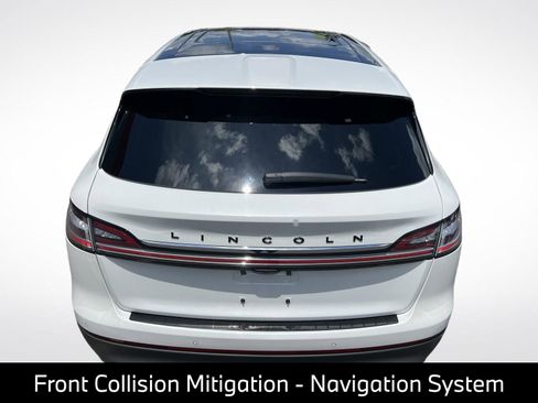 Used 2021 Lincoln Nautilus Black Label w/ Class II Trailer Tow Package AWD/4WD image 10