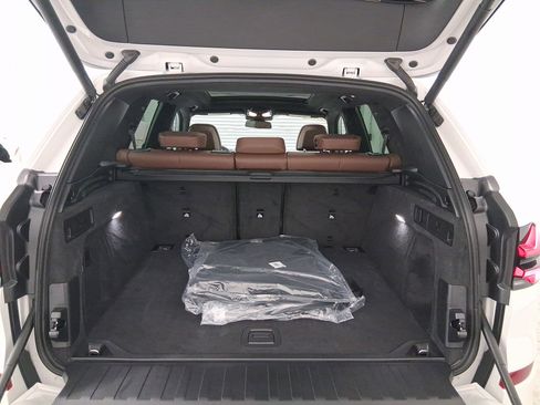 New 2026 BMW X5 sDrive40i w/ M Sport Package image 28