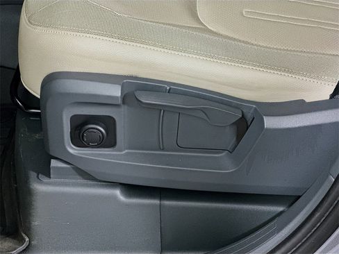 Used 2020 Land Rover Defender 110 S image 23