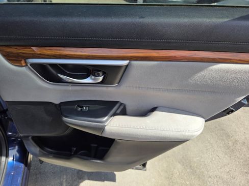 Used 2019 Honda CR-V EX image 12
