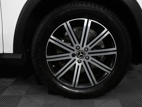 Certified 2026 Mercedes-Benz GLE 350 4MATIC image 36
