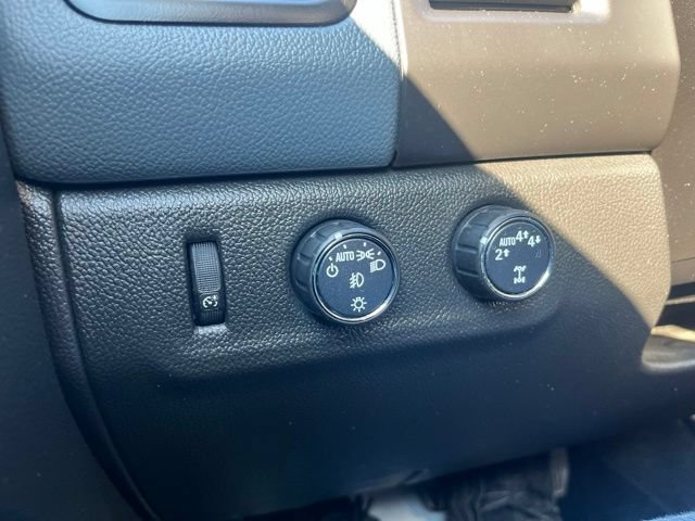 Used 2017 Chevrolet Colorado Z71 AWD/4WD image 24