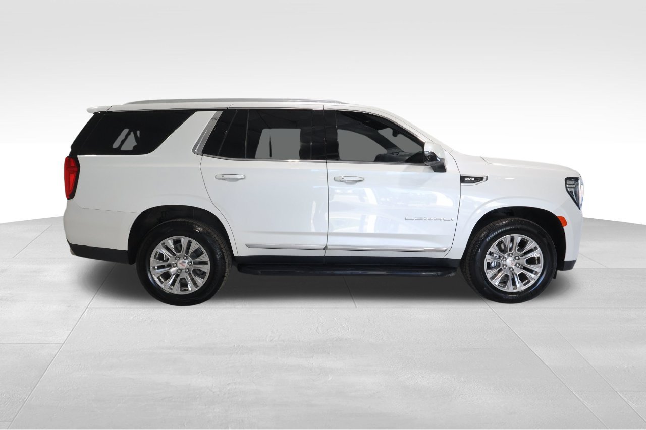 Used 2024 GMC Yukon Denali AWD/4WD image 5